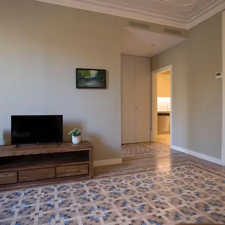 Bcn パセオ デ グラシア ロカモラ