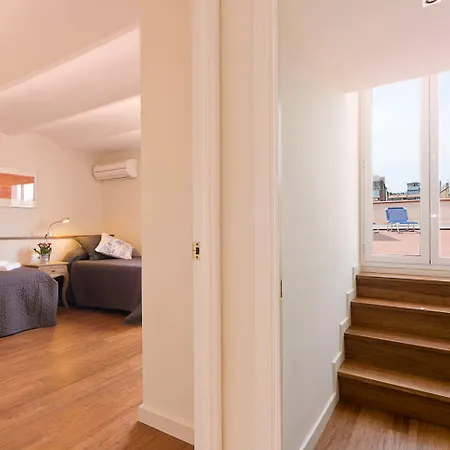 Bcn パセオ デ グラシア ロカモラ