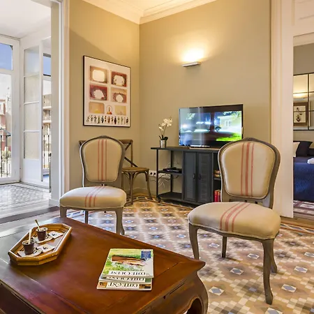 Bcn パセオ デ グラシア ロカモラ アパート *